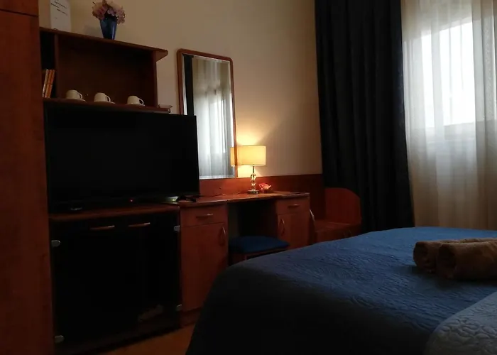 斯普利特中心快乐兄弟公寓 *