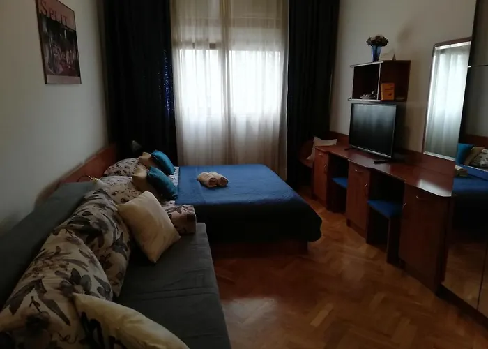 斯普利特中心快乐兄弟公寓