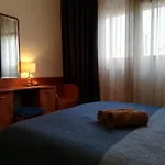 Happy Brothers - Center Of